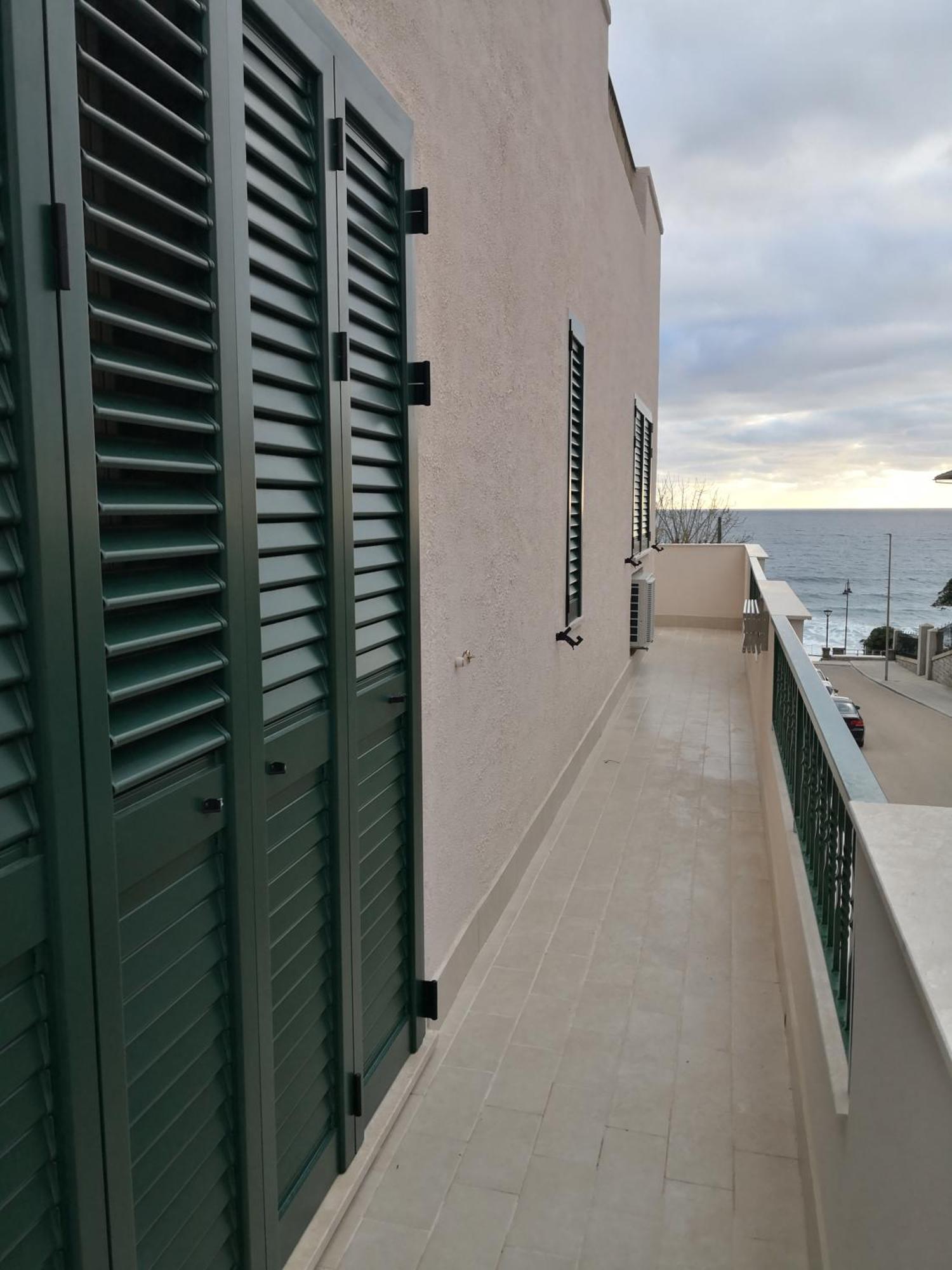 Apartment Zona Residenziale, Incantevole Vista Mare Via Antonio Gramsci, 18, 07041 Ss *