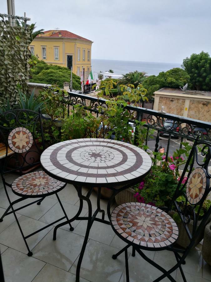 Zona Residenziale, Incantevole Vista Mare Via Antonio Gramsci, 18, 07041 Ss Apartment *